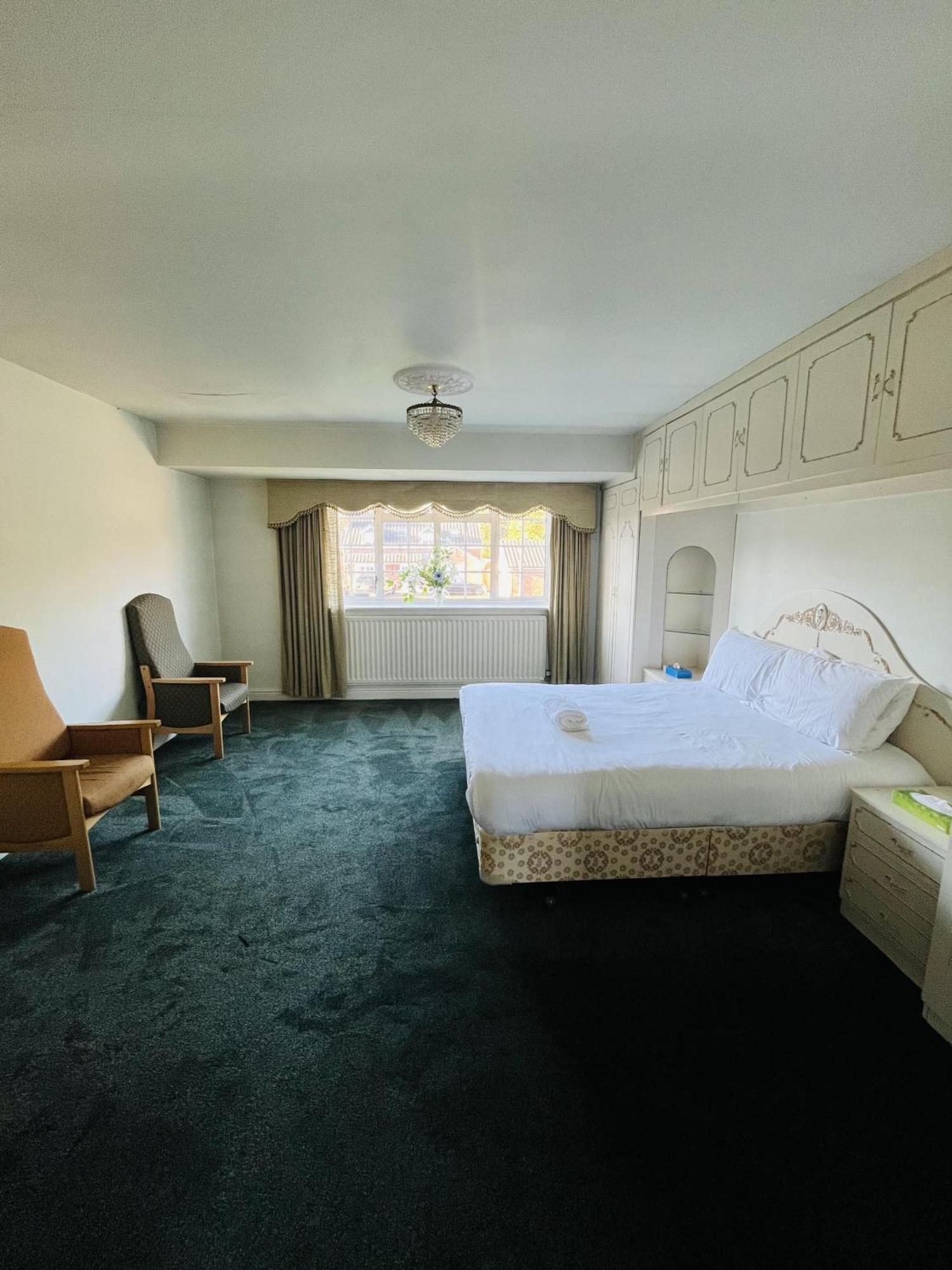 Unwind In Comfort At Cosy Caradus Free Parking برمنغهام المظهر الخارجي الصورة